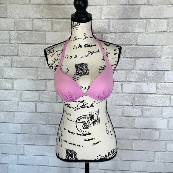 Victoria’s Secret push-up bikini top - Picture 2 of 7